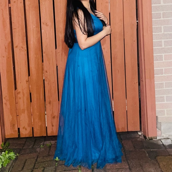 Prom dress - Picture 4 of 4